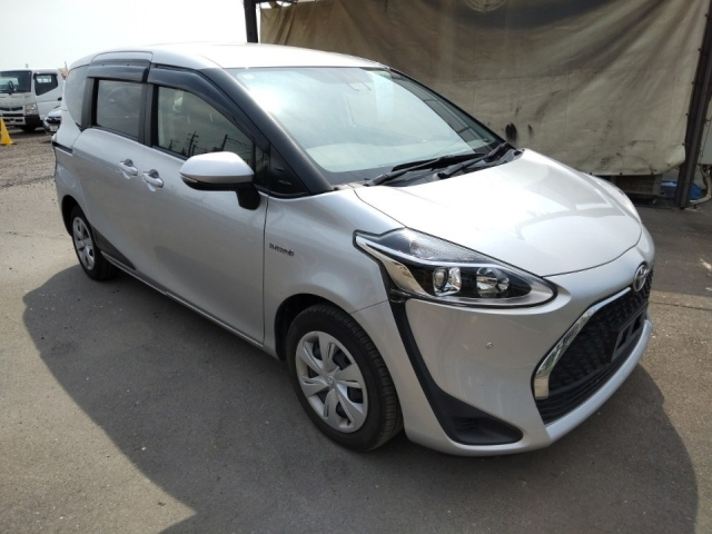 TOYOTA SIENTA 2019