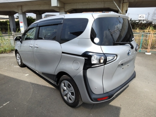 TOYOTA SIENTA 2019