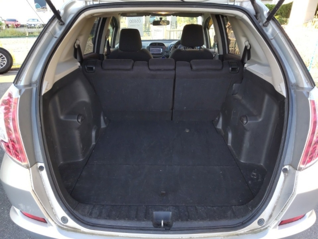 HONDA FIT SHUTTLE 2014
