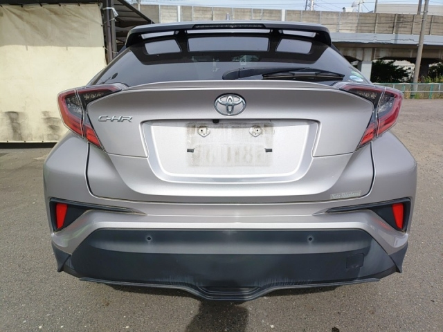 TOYOTA C-HR 2017