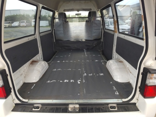 MAZDA BONGO VAN 2018
