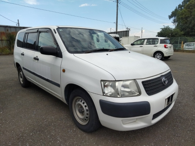 TOYOTA SUCCEED 2010