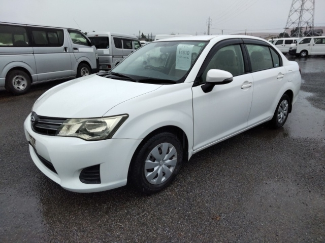 TOYOTA COROLLA AXIO 2013