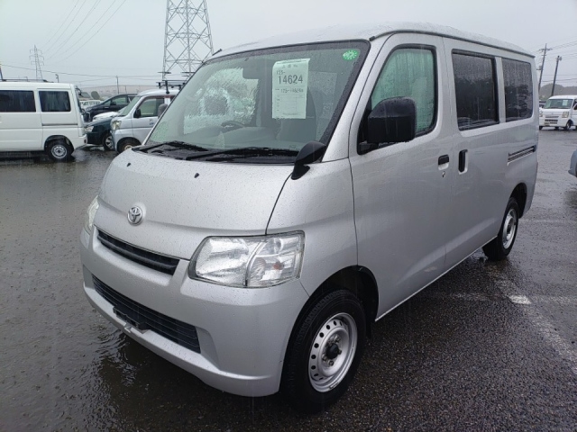 TOYOTA TOWN ACE VAN 2020