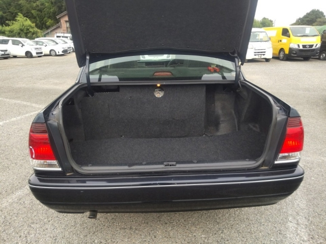 TOYOTA CROWN COMFORT 2015