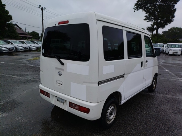 DAIHATSU HIJET VAN 2017
