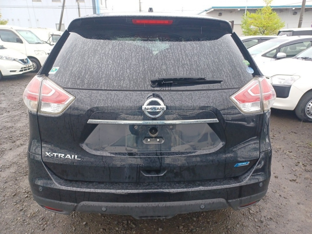 NISSAN X-TRAIL 2014
