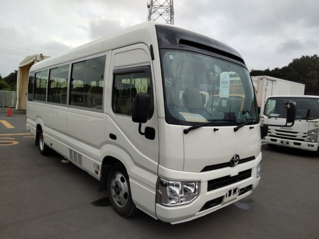 TOYOTA COASTER 2021