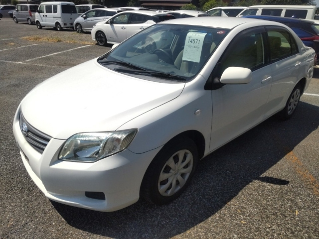 TOYOTA COROLLA AXIO 2010