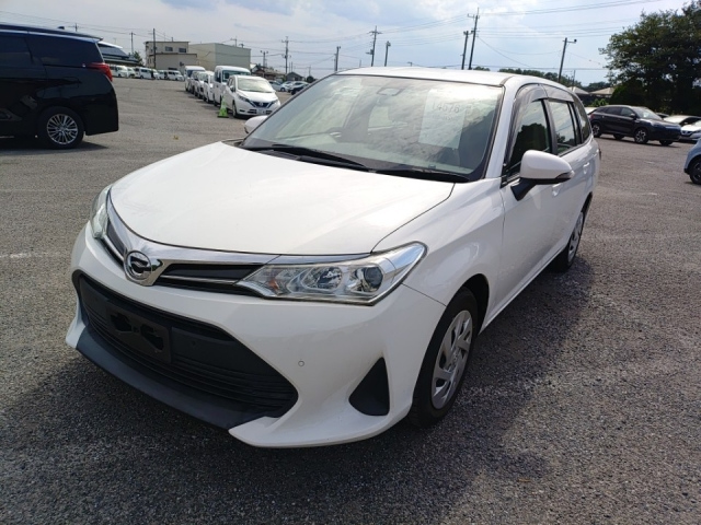 TOYOTA COROLLA FIELDER 2018
