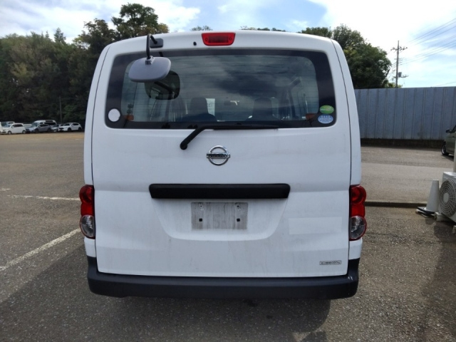 NISSAN NV200 2016