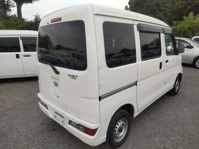 DAIHATSU HIJET VAN 2020