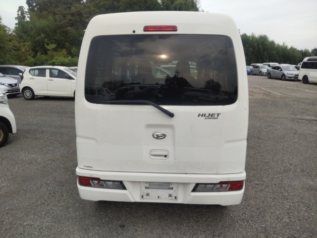DAIHATSU HIJET VAN 2020
