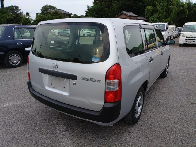 TOYOTA PROBOX 2020