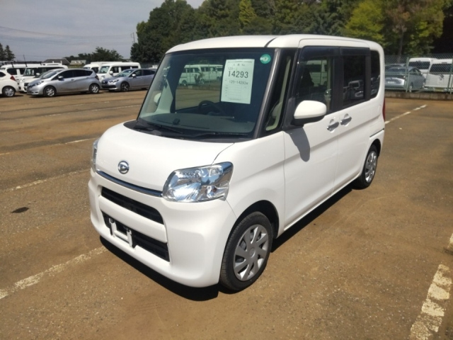 DAIHATSU TANTO 2018