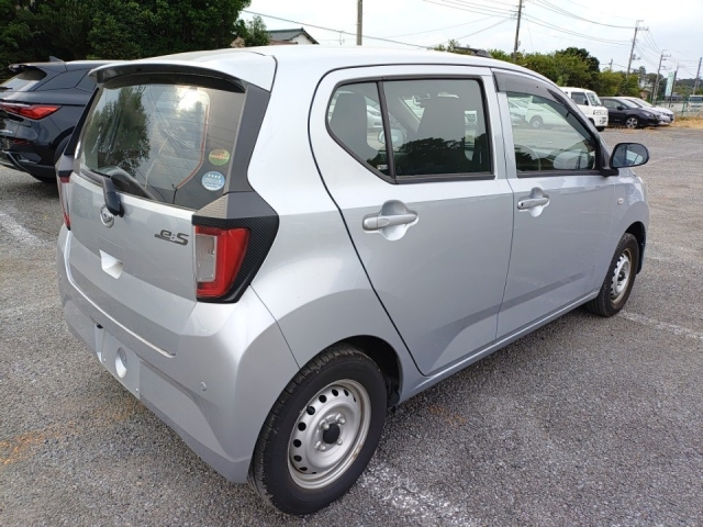 DAIHATSU MIRA E S 2019
