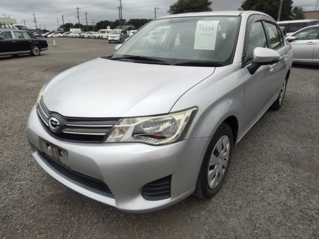 TOYOTA COROLLA AXIO 2014