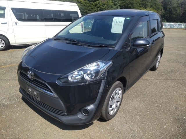 TOYOTA SIENTA 2018