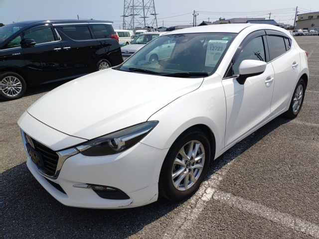 MAZDA AXELA 2016
