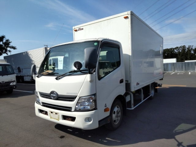 HINO DUTRO 2015