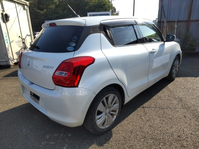 SUZUKI SWIFT 2017