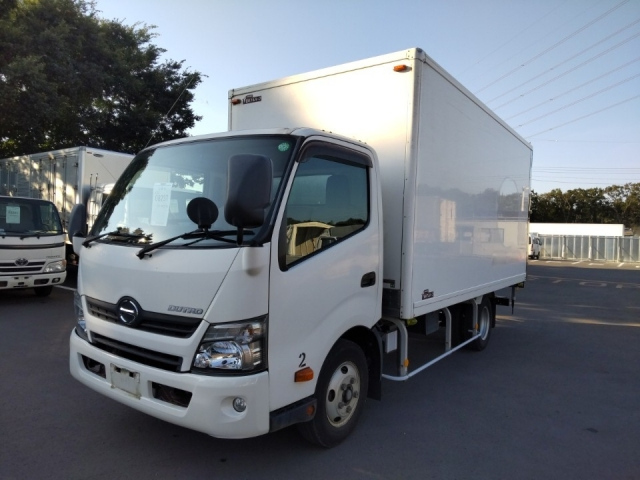 HINO DUTRO 2015