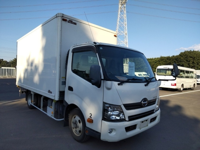HINO DUTRO 2015