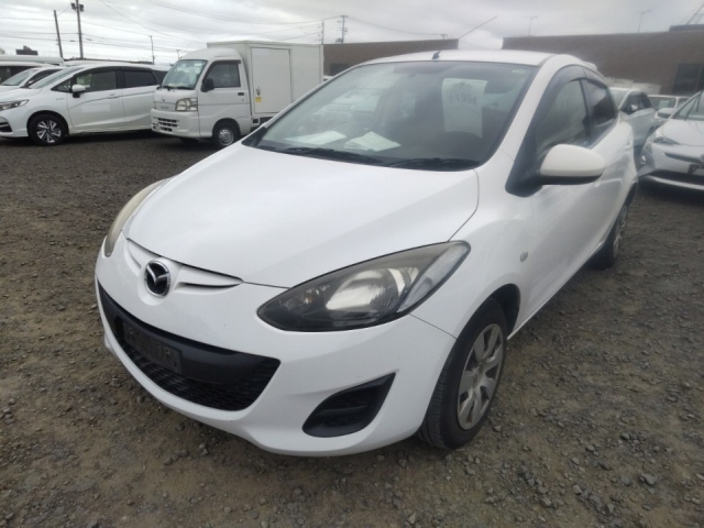 MAZDA DEMIO 2014