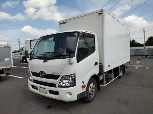 HINO DUTRO 2015