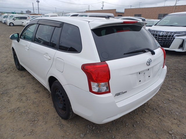 TOYOTA COROLLA FIELDER 2014
