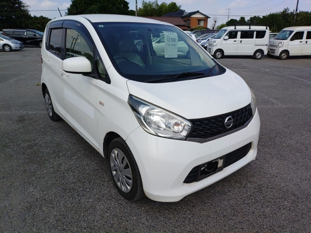 NISSAN DAYZ 2015