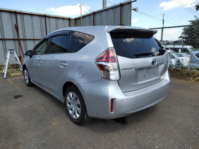 TOYOTA PRIUS ALPHA 2018