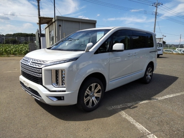 MITSUBISHI DELICA D5 2020