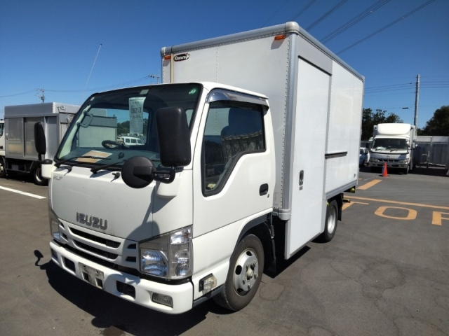 ISUZU ELF 2020