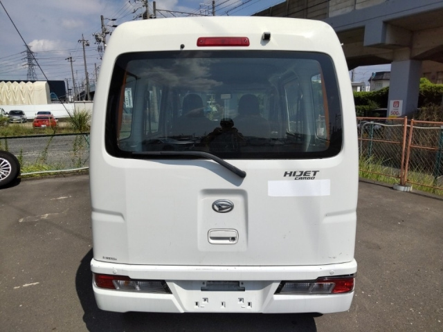 DAIHATSU HIJET VAN 2020