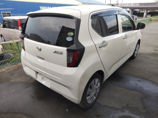 DAIHATSU MIRA E S 2020