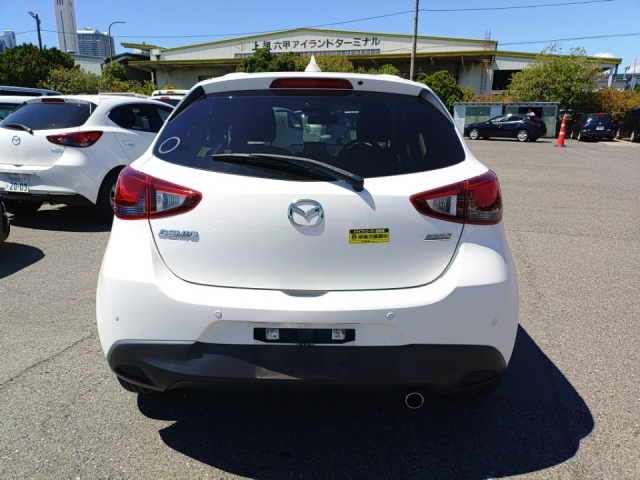 MAZDA DEMIO 2018