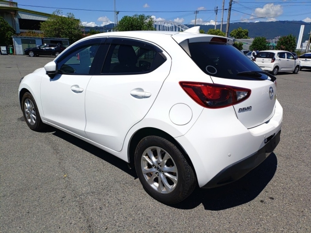 MAZDA DEMIO 2018