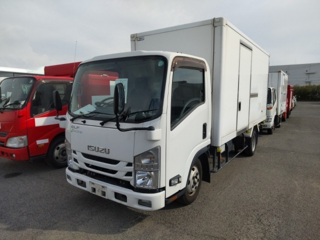 ISUZU ELF 2018