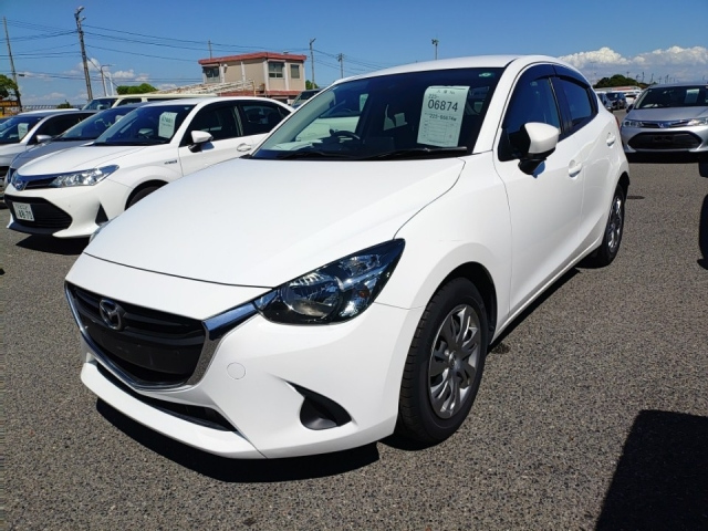 MAZDA DEMIO 2018
