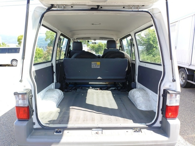 MAZDA BONGO VAN 2013