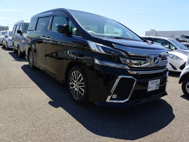 TOYOTA VELLFIRE 2017