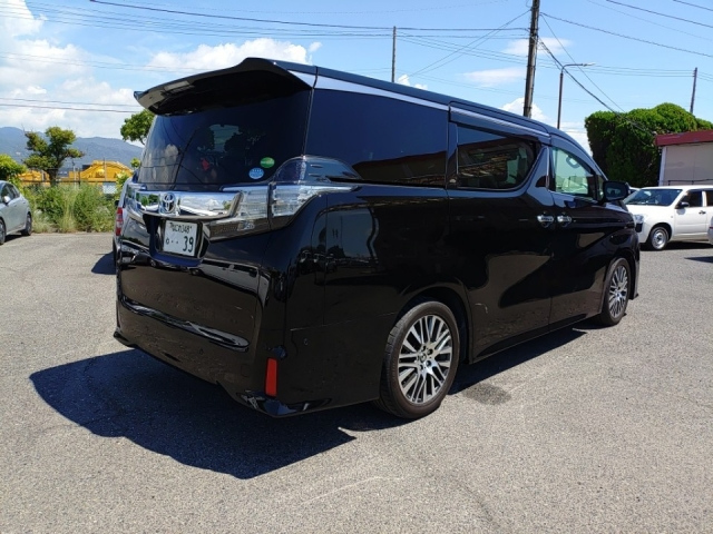 TOYOTA VELLFIRE 2017