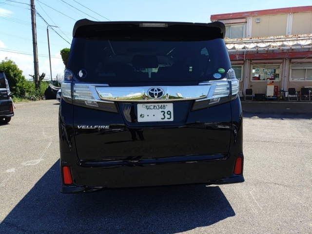 TOYOTA VELLFIRE 2017