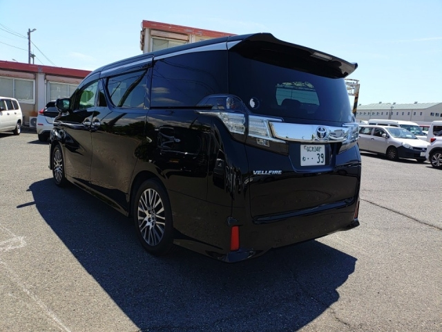 TOYOTA VELLFIRE 2017