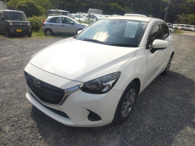 MAZDA DEMIO 2018