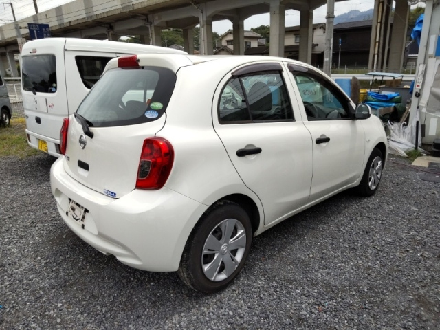 NISSAN MARCH 2017