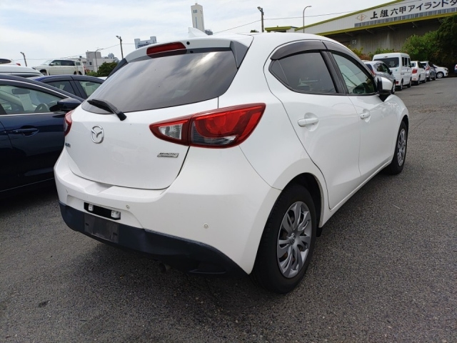 MAZDA DEMIO 2019