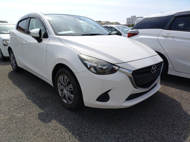 MAZDA DEMIO 2019