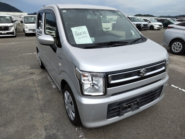 SUZUKI WAGON R 2019